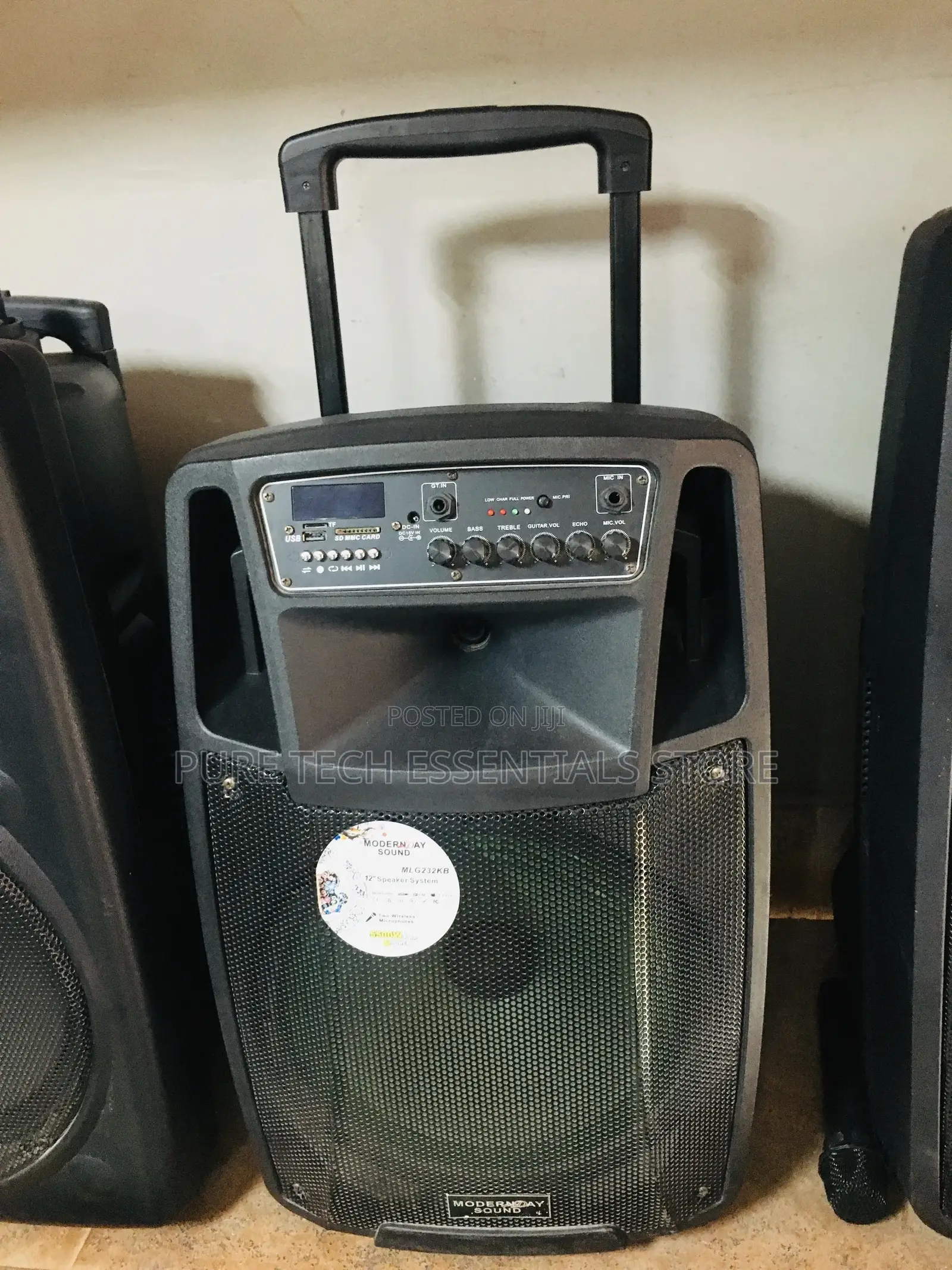 Modern Day 12" Trolley Speaker With Microphone