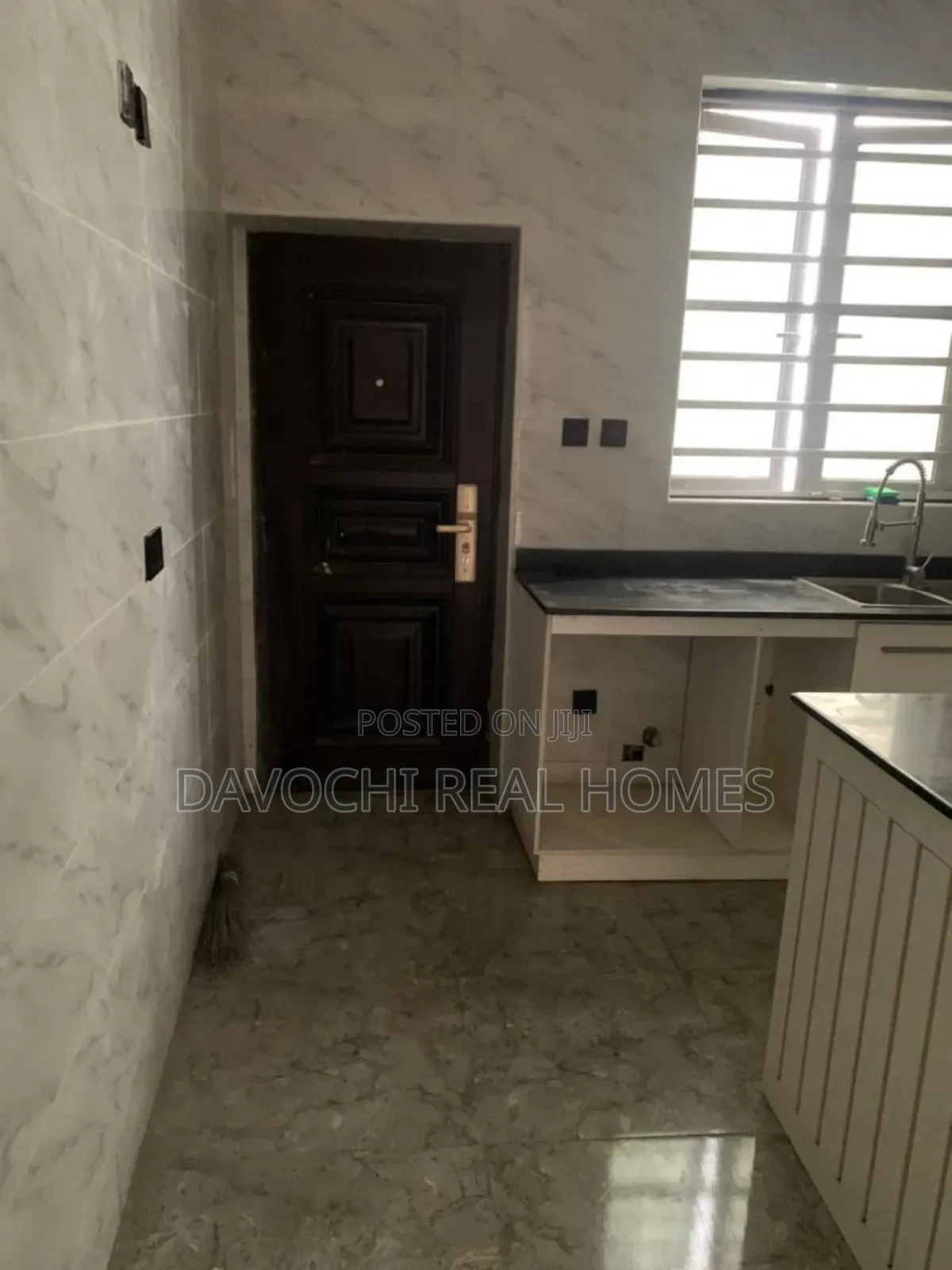4bdrm Duplex in Orchid Road, Lekki for rent