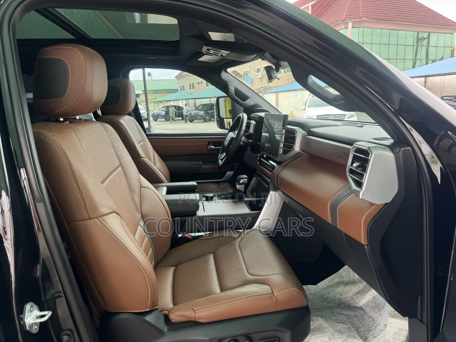 Toyota Tundra Platinum CrewMax 6.5' Bed 2023 Black
