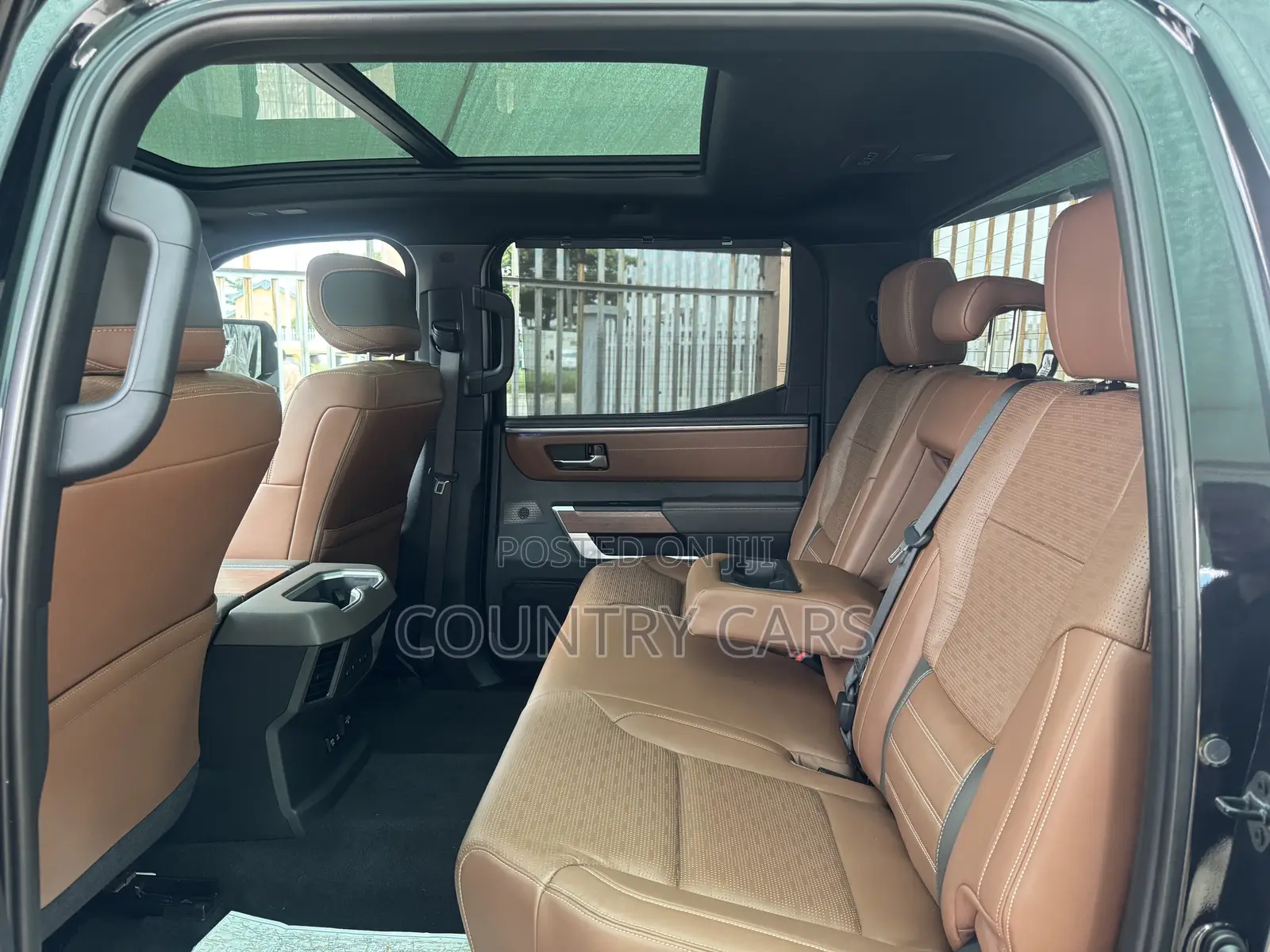 Toyota Tundra Platinum CrewMax 6.5' Bed 2023 Black