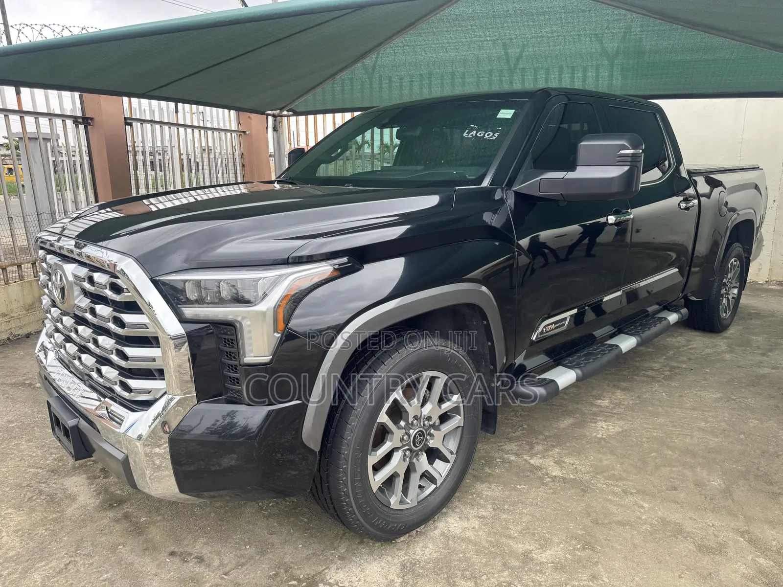 Toyota Tundra Platinum CrewMax 6.5' Bed 2023 Black