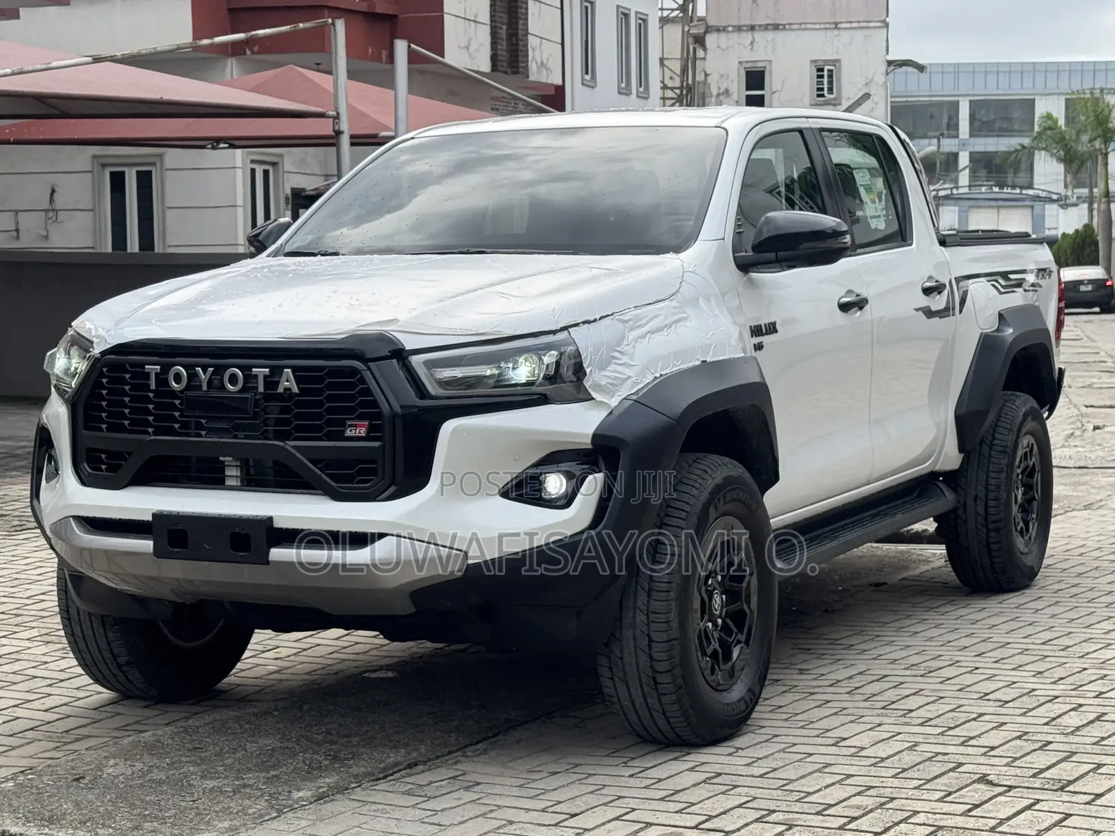 New Toyota Hilux 2024 White