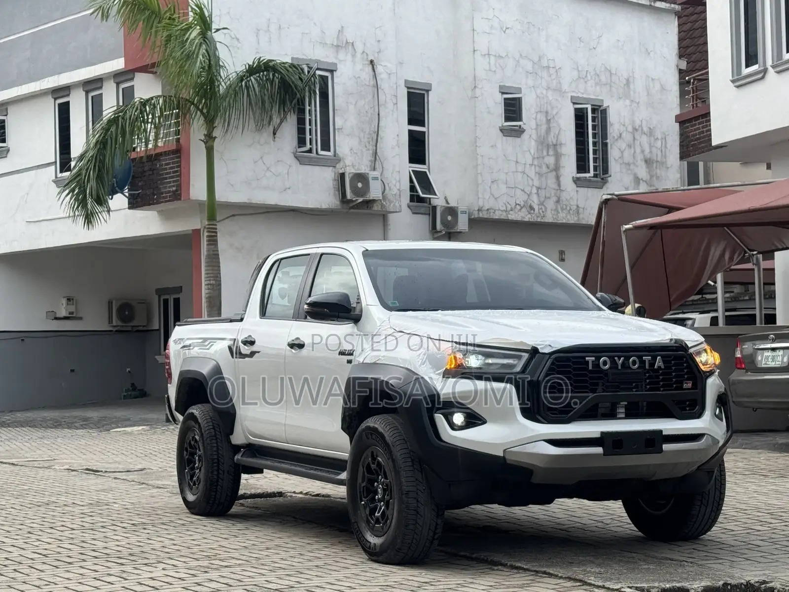 New Toyota Hilux 2024 White