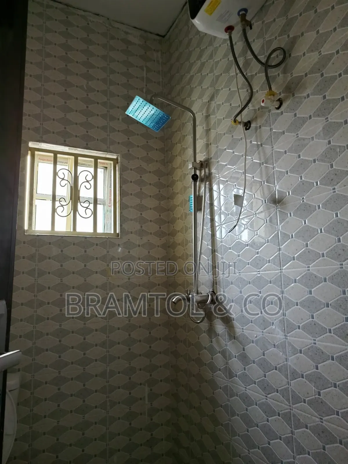 2bdrm Block of Flats in Jahi for rent