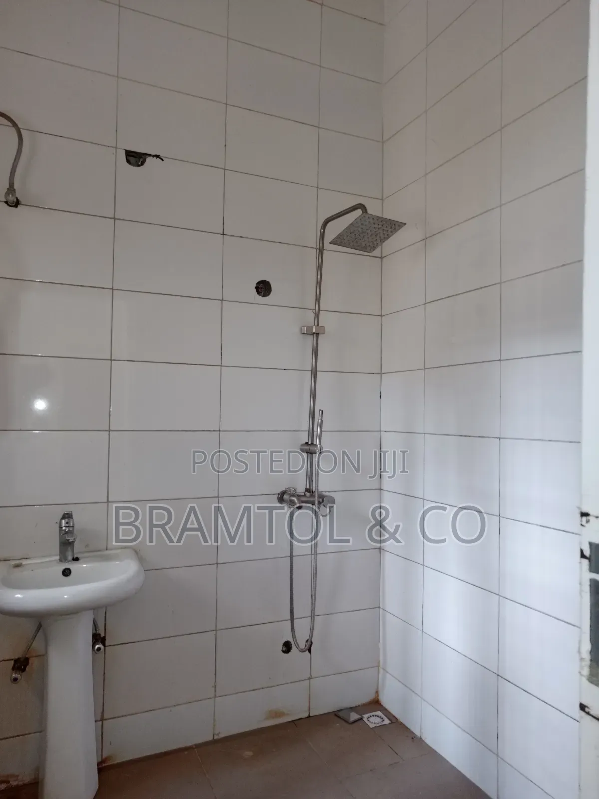 2bdrm Block of Flats in Jahi for rent