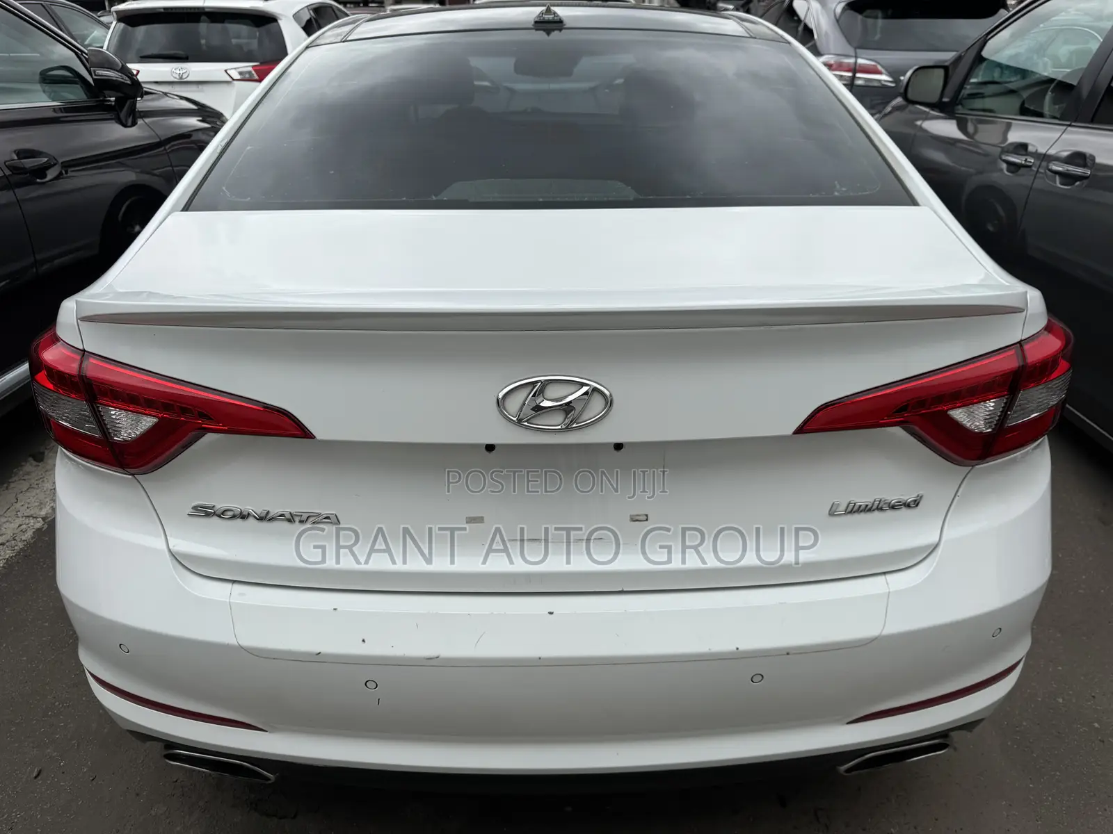 Hyundai Sonata Limited w/Brown Leather 4dr Sedan (2.4L 4cyl 6A) 2015