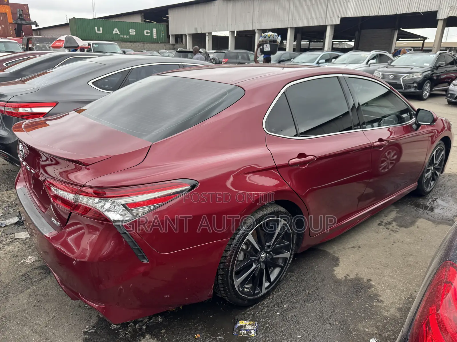 Toyota Camry XSE FWD (2.5L 4cyl 8AM) 2018 Red