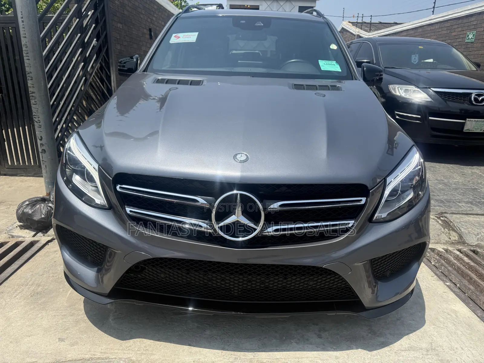 Mercedes-Benz GLE-Class AMG GLE 43 4MATIC 2017 Gray