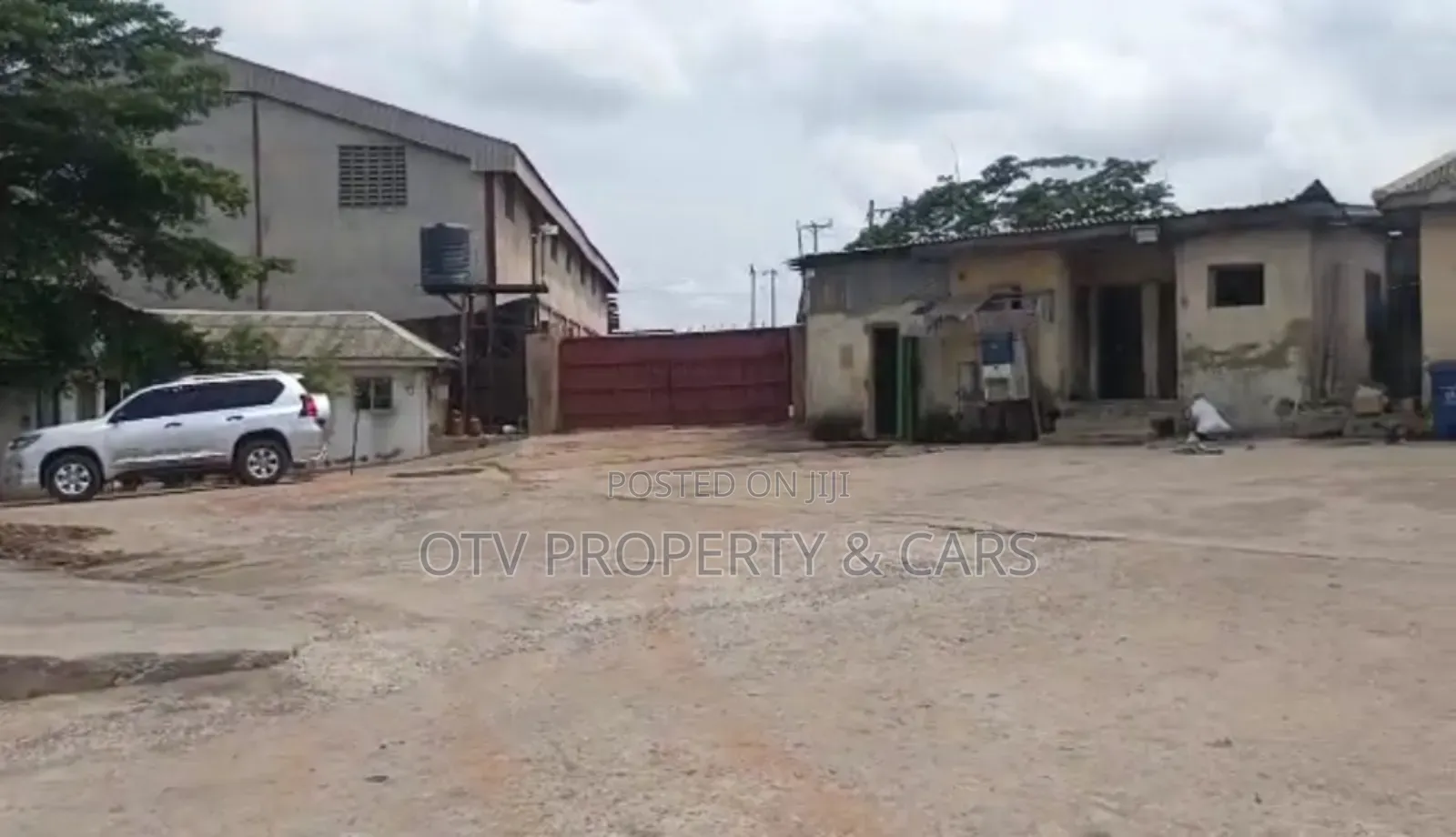 Warehouse at Off Lagos Ibadan Expressway for Sale3 Bay War