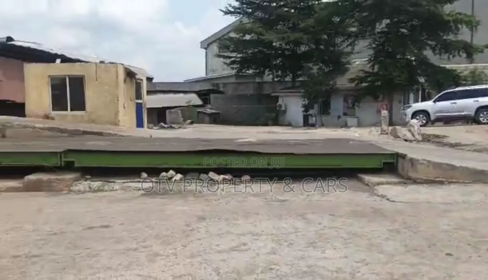Warehouse at Off Lagos Ibadan Expressway for Sale3 Bay War
