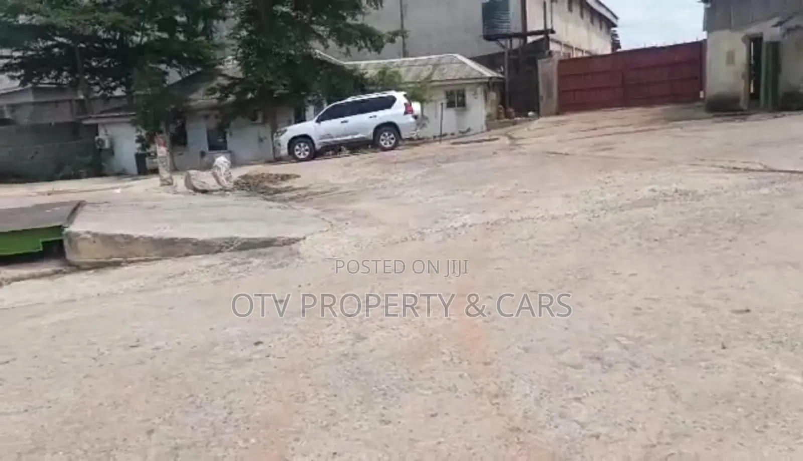 Warehouse at Off Lagos Ibadan Expressway for Sale3 Bay War