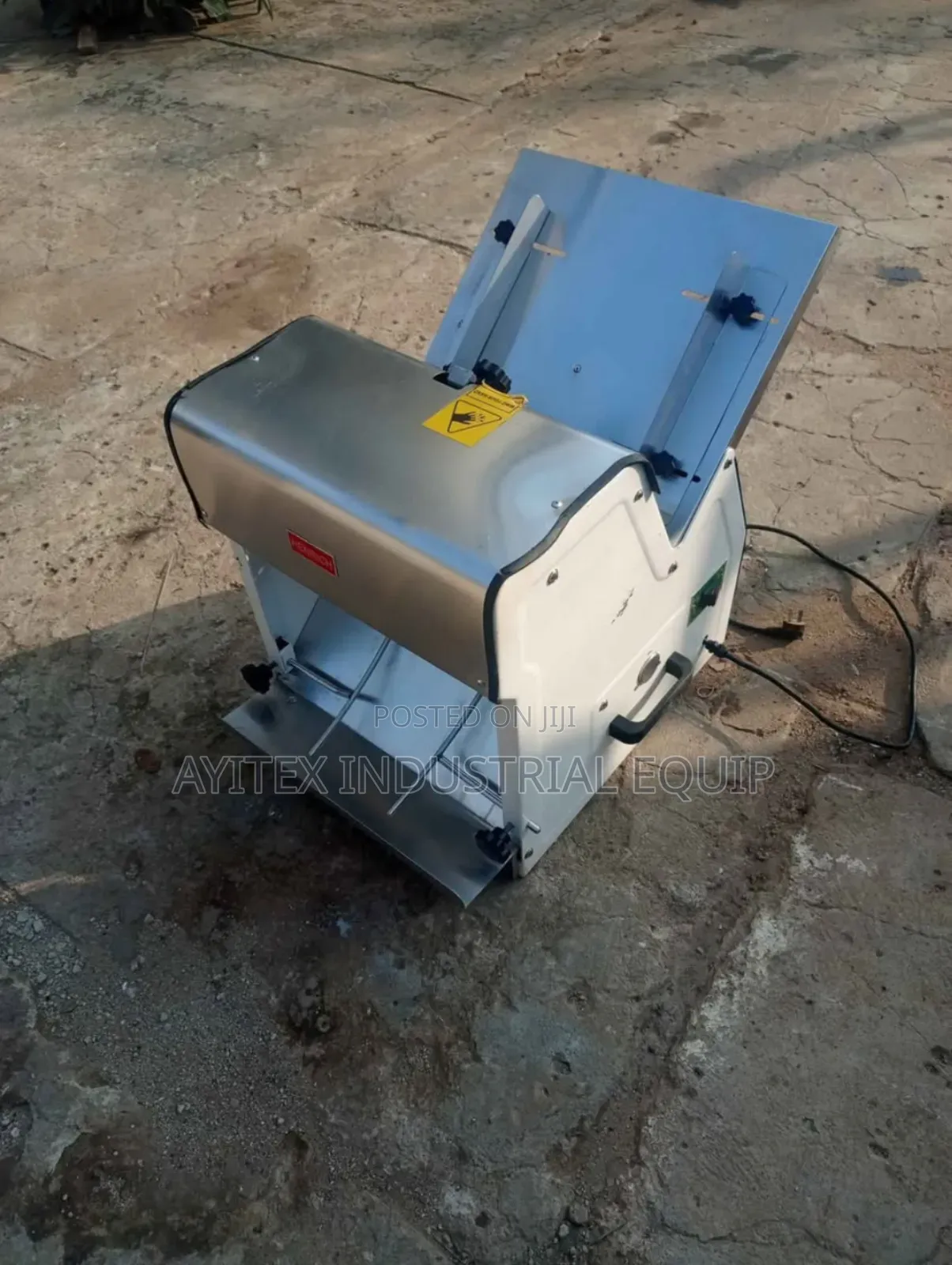 Bread Slicer Machine