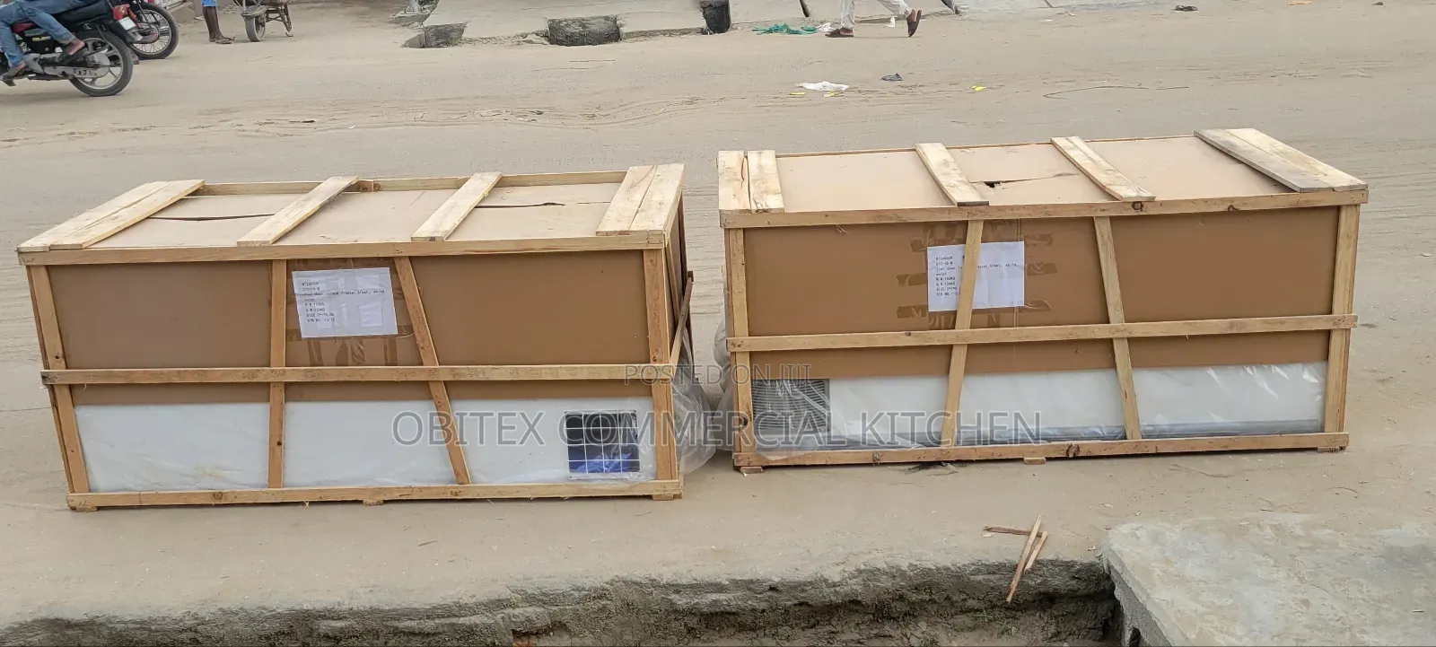 Industrial Ice-Land Deep-Freezer 6feets Length Is Available for Sale