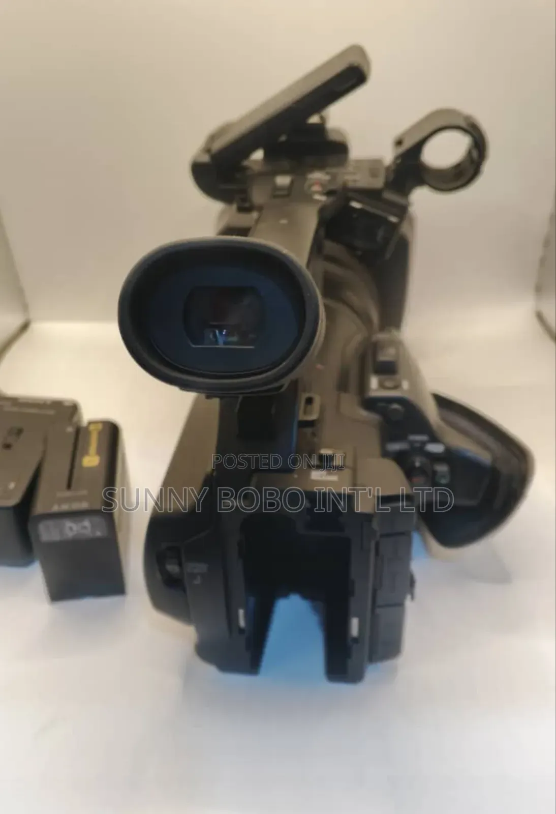 Sony HVR-Z5 Camera