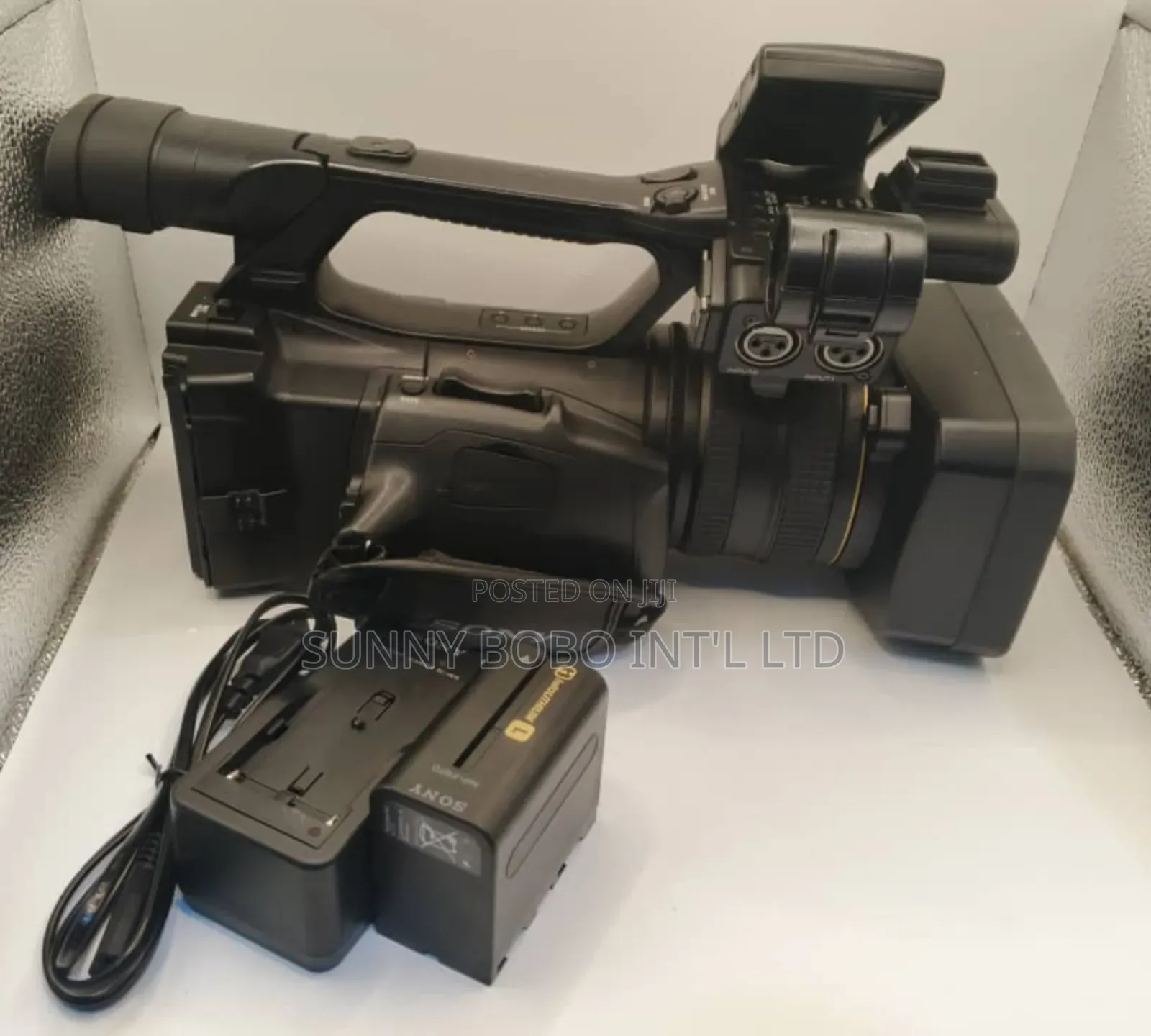 Sony HVR-Z5 Camera