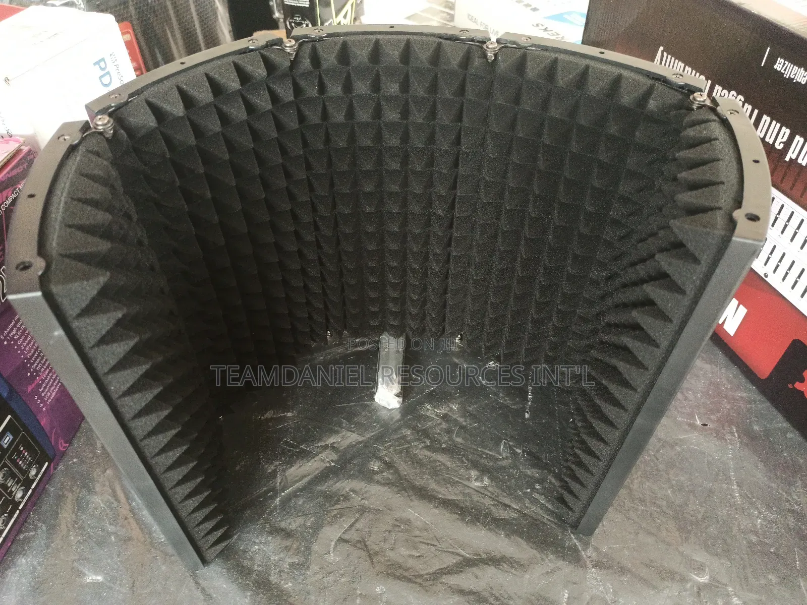 Microphone Isolation Shield