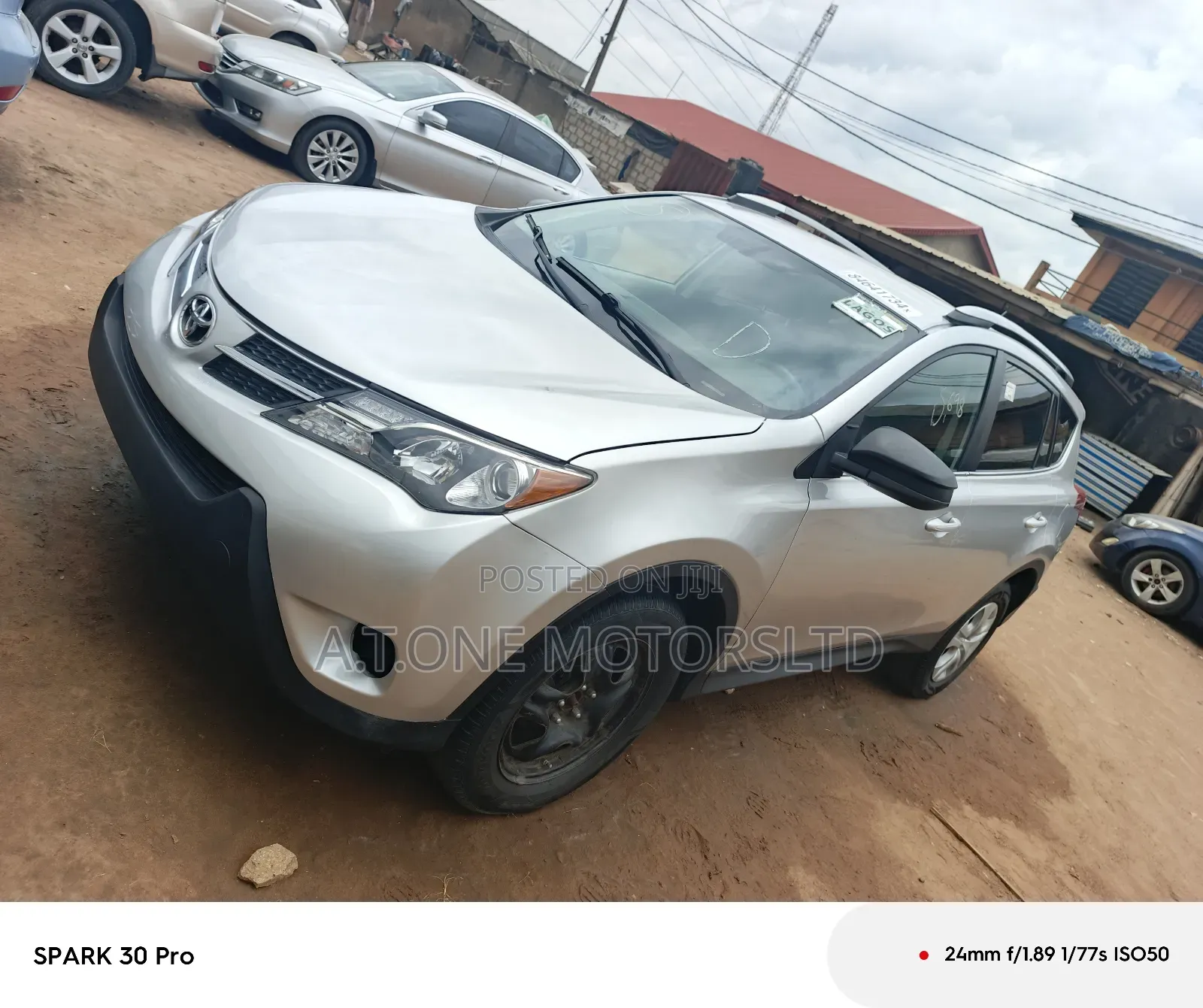 Toyota RAV4 LE 4dr SUV AWD (2.5L 4cyl 6A) 2014 Silver