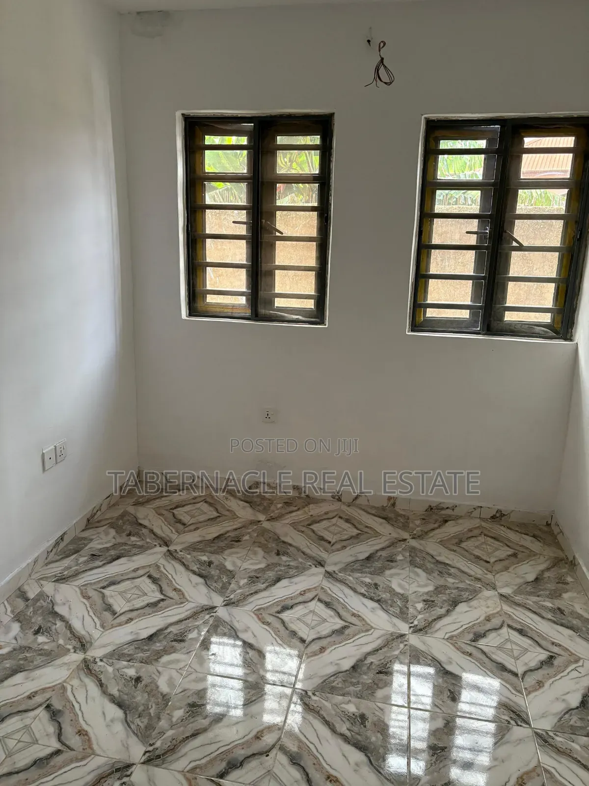 2bdrm Apartment in Eruwe, Erunwe for rent