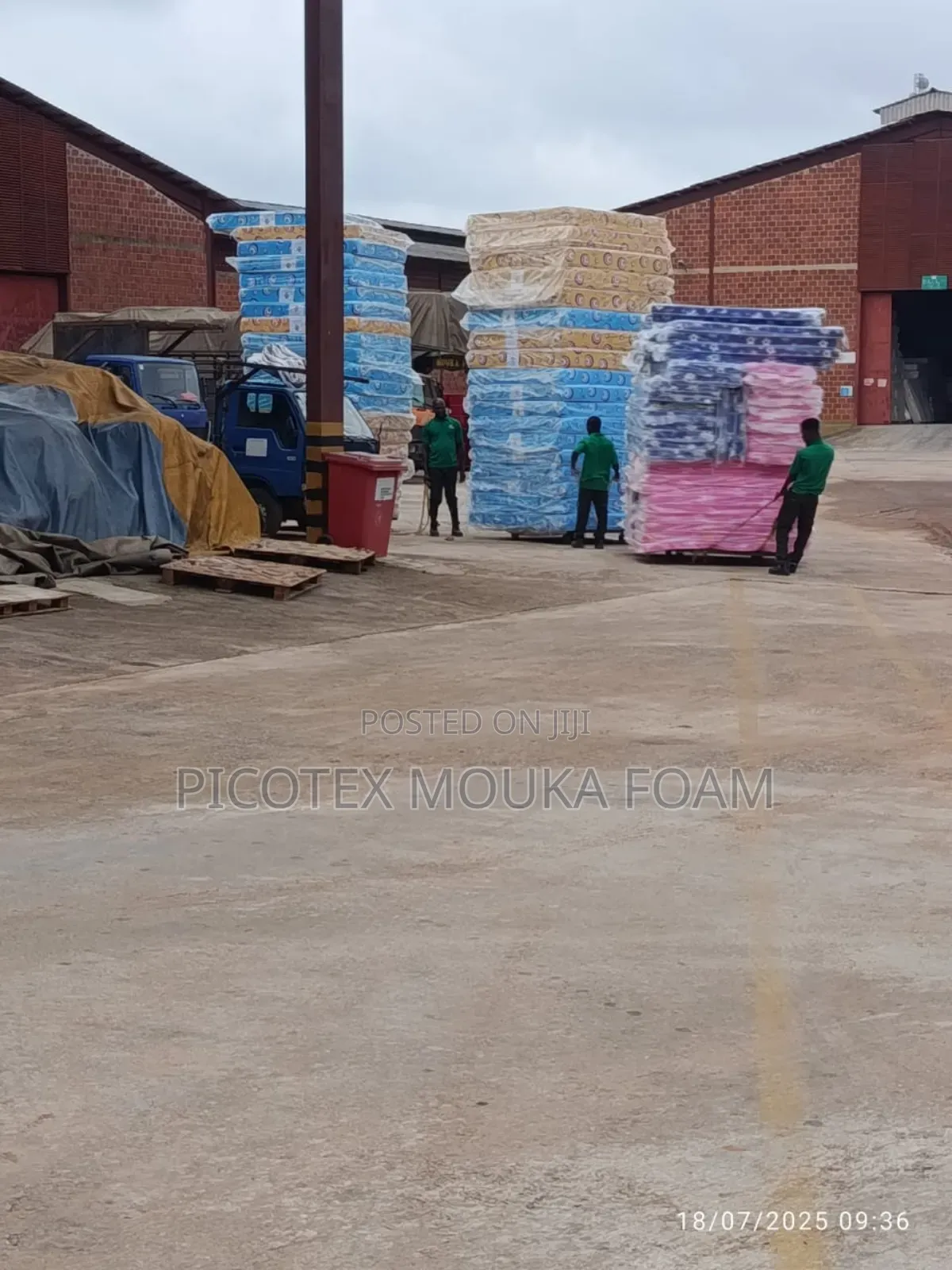 Mouka Foam Distributor on Wholesale and Retail Prices