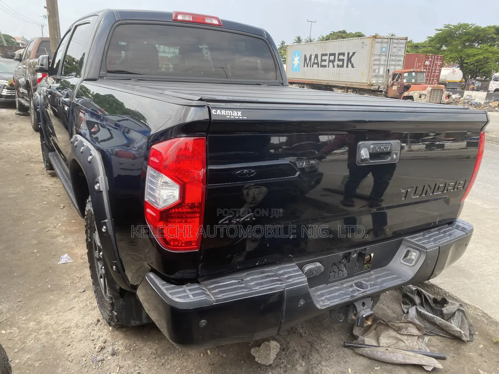 Toyota Tundra Platinum 5.7L V8 4x2 CrewMax 5.6 ft. box 145.7 in. WB