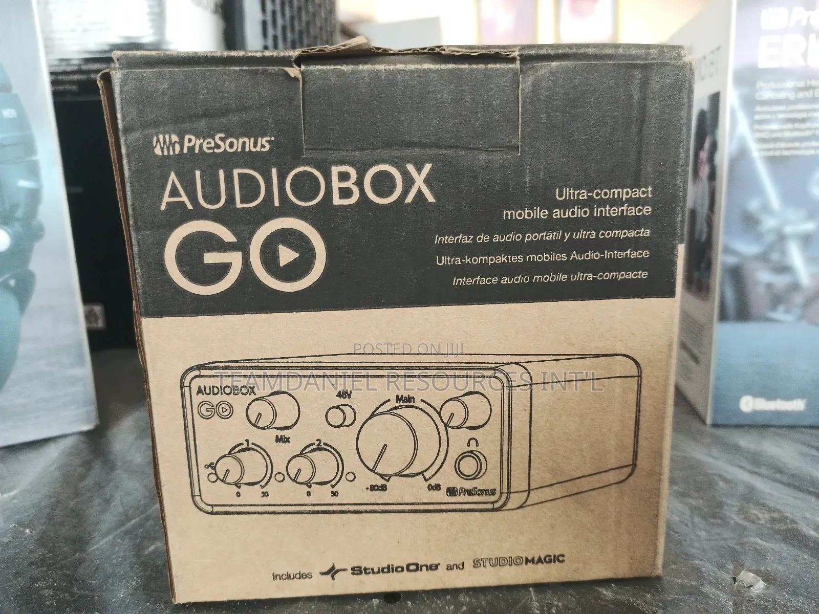 Person Audiobox Go