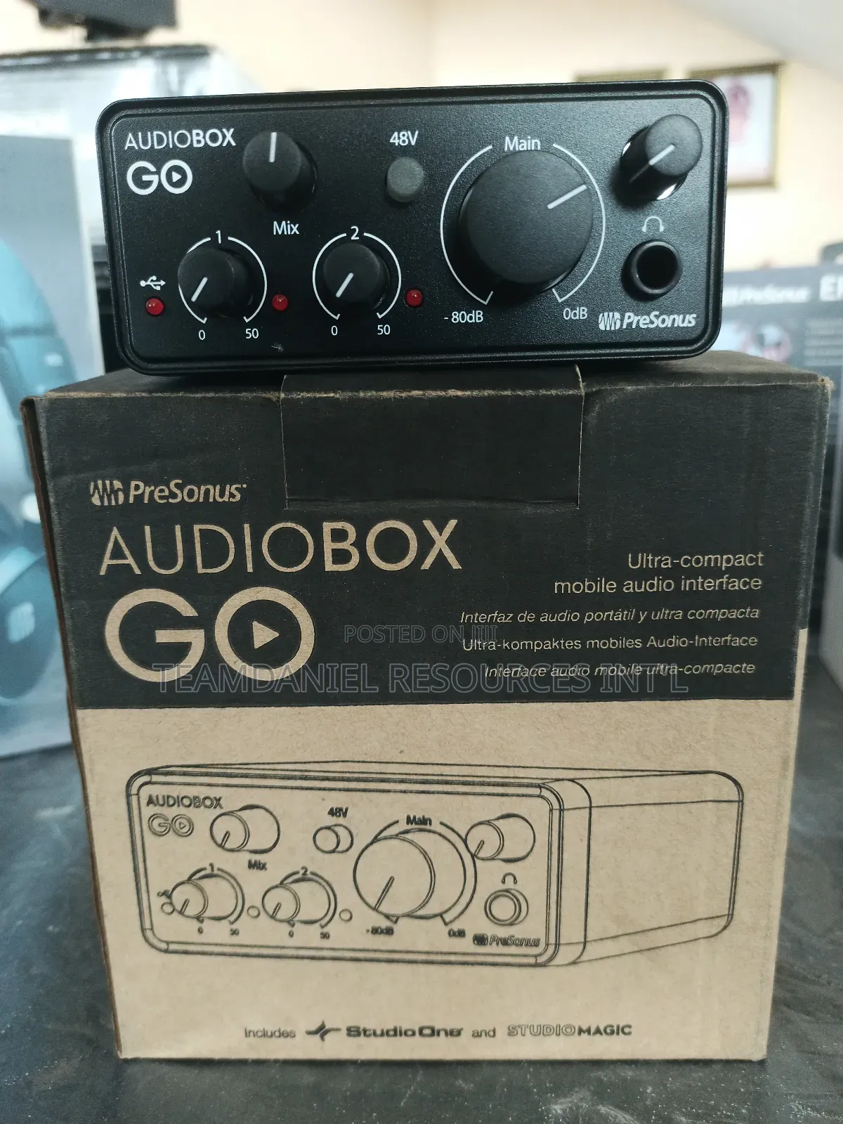 Person Audiobox Go