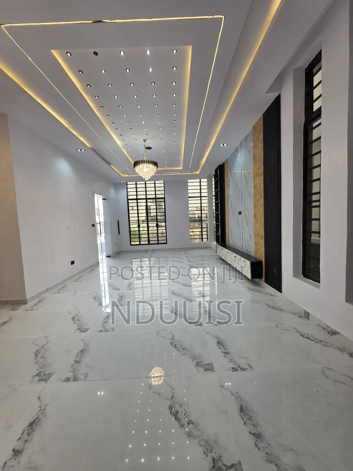 5bdrm Duplex in Megamond, Lekki Phase 1 for sale