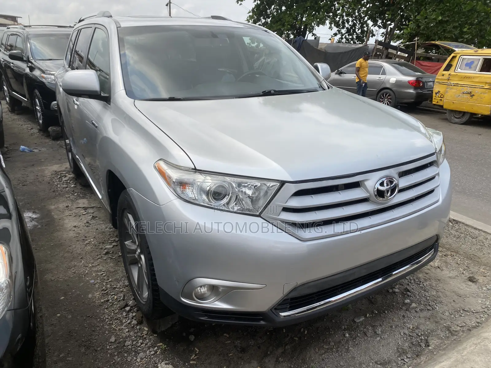 Toyota Highlander Limited 2012 Silver
