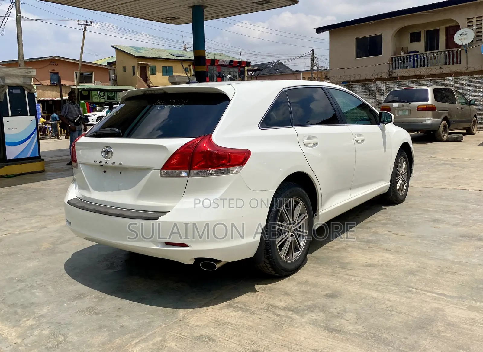 Toyota Venza 2011 White