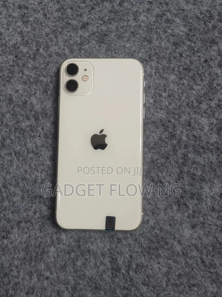 Apple iPhone 11 64 GB Purple