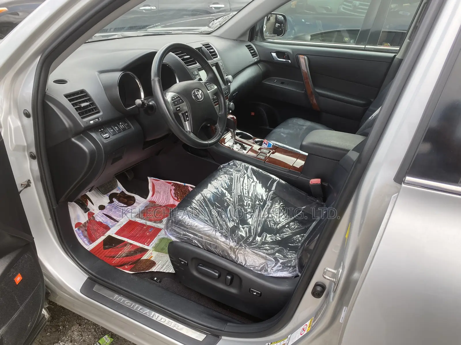 Toyota Highlander Limited 2012 Silver