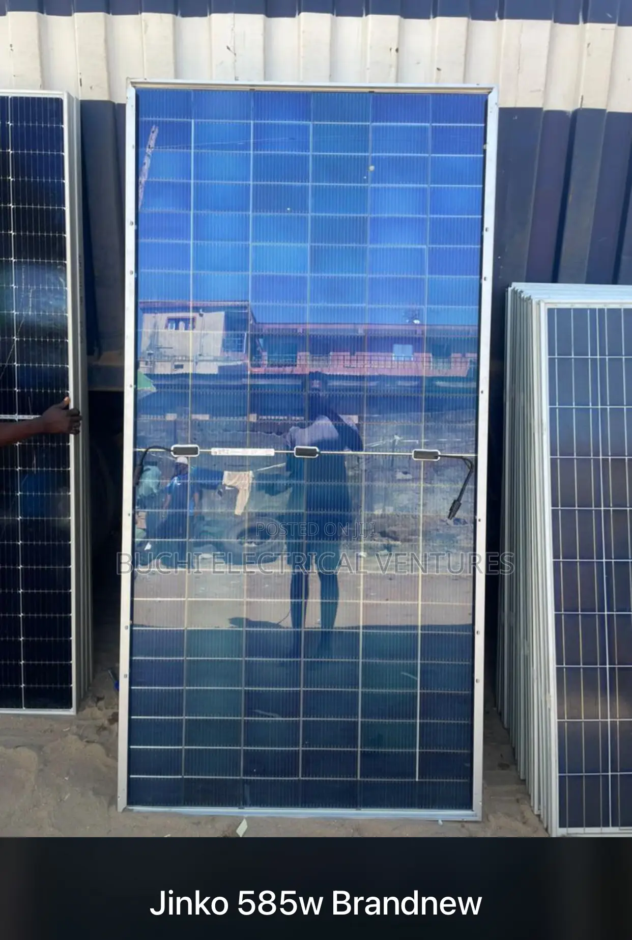 All Sizes of Solar Panels Are Available 580w/550w/450w/200