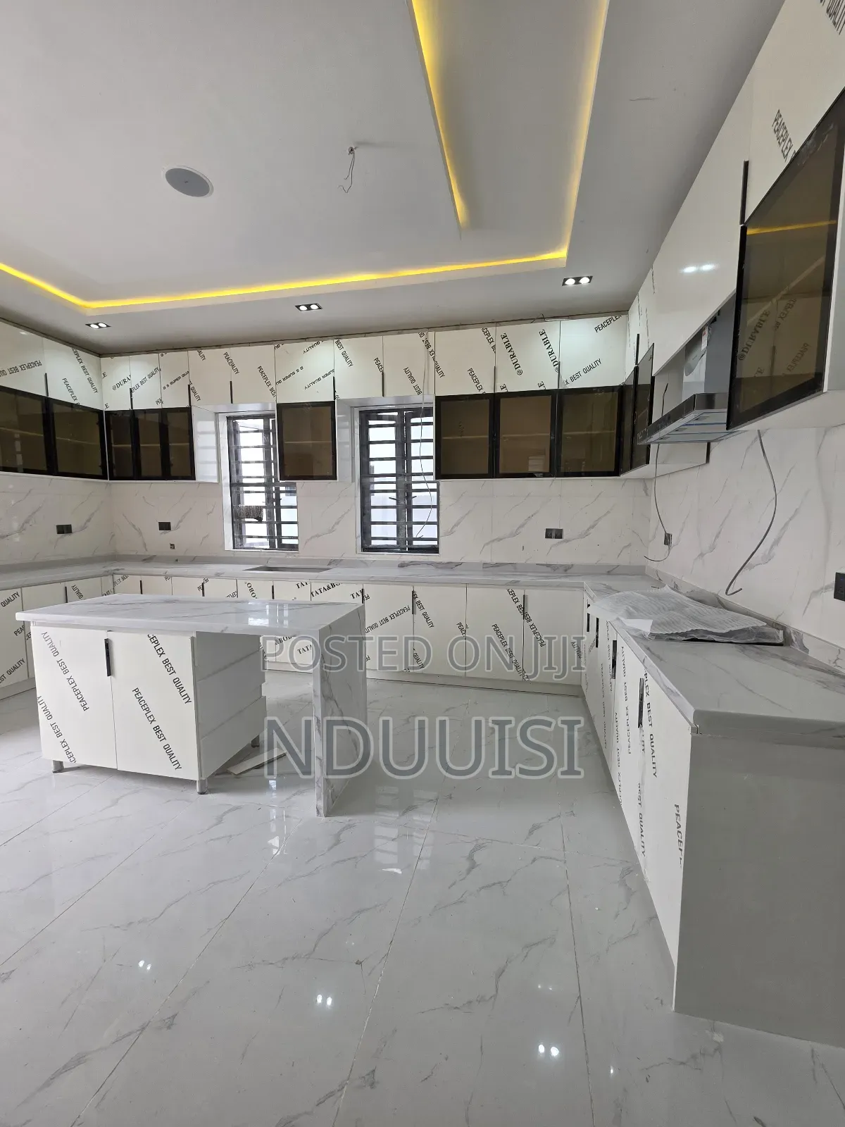 5bdrm Duplex in Ajah for sale