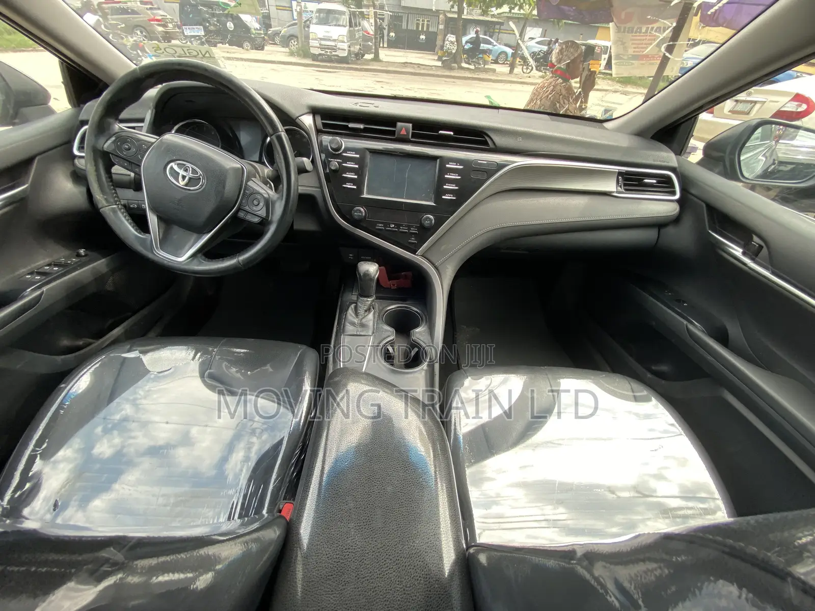 Toyota Camry SE (2.5L 4cyl 8A) 2019 Black