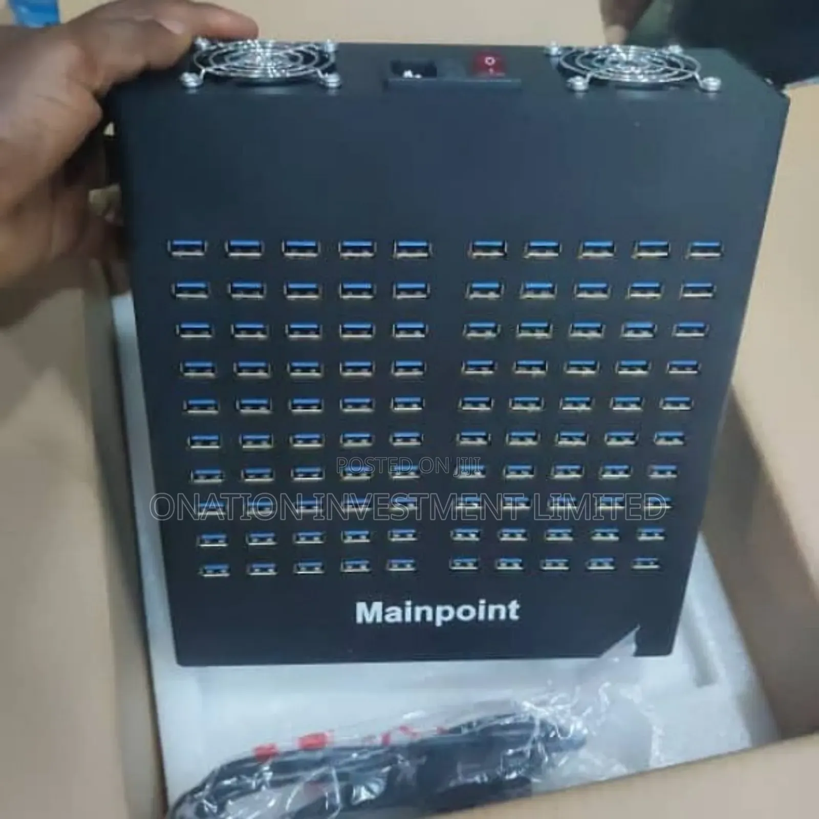 100 Ports Main Point Charging Station