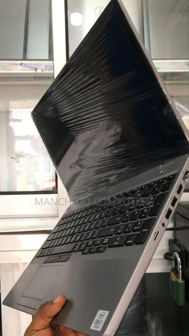 Laptop Dell Latitude 5510 16GB Intel Core i7 SSD 512GB