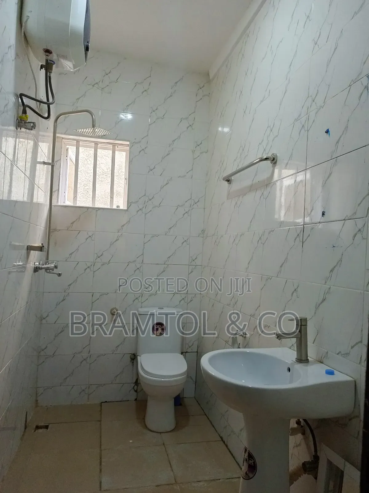 2bdrm Block of Flats in Idu Industrial for rent