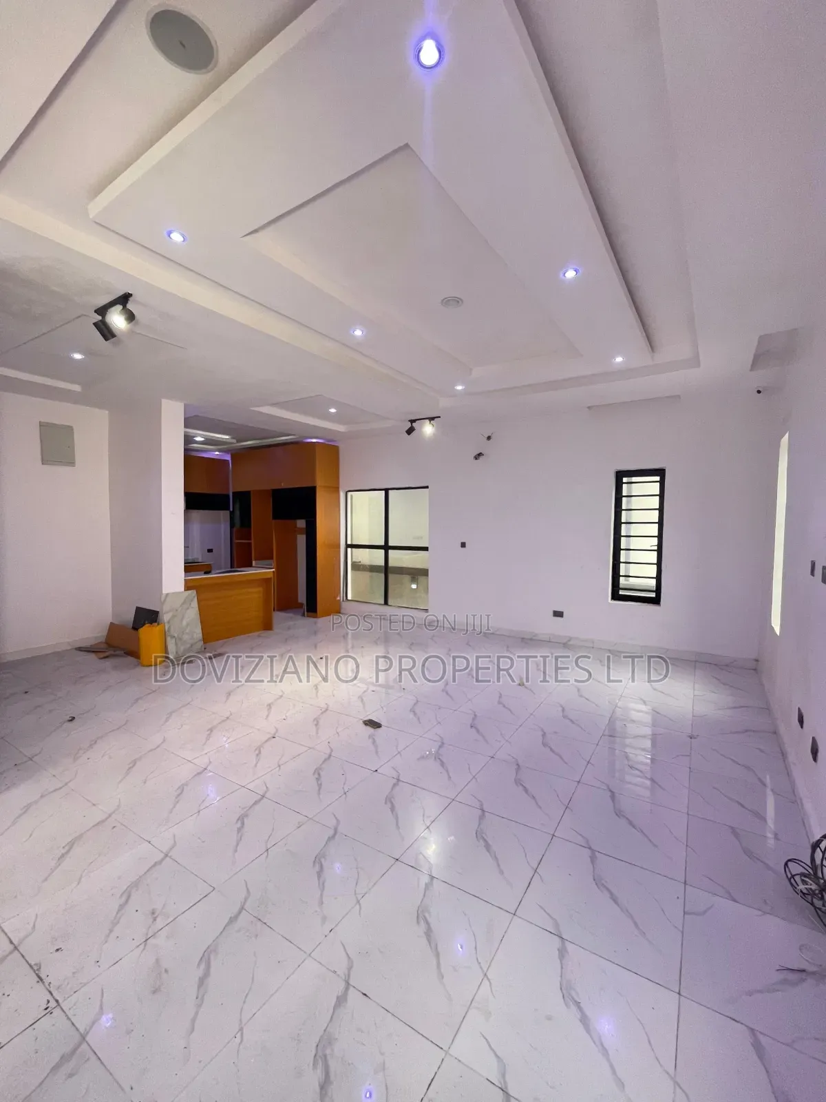 5bdrm Duplex in Ajah for sale