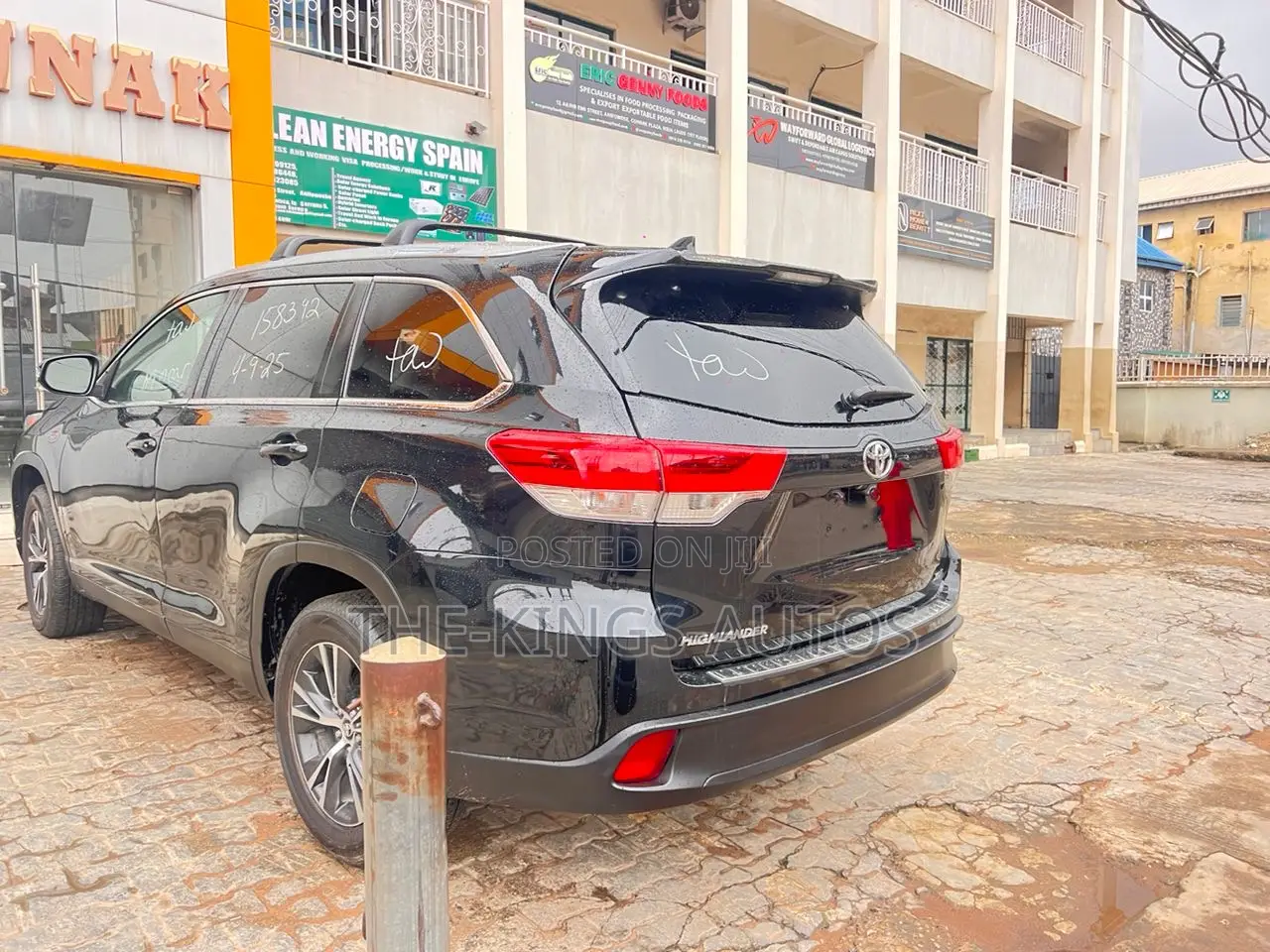 Toyota Highlander XLE V6 4x4 (3.5L 6cyl 6A) 2016 Gray