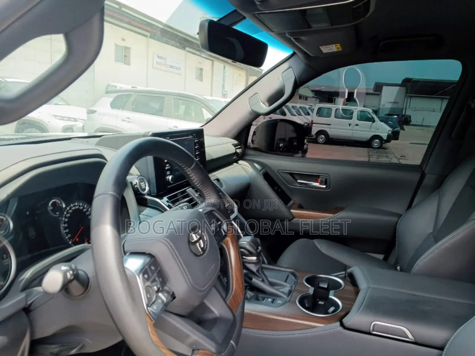 Direct 2024 Toyota Landcruiser (For Rent)