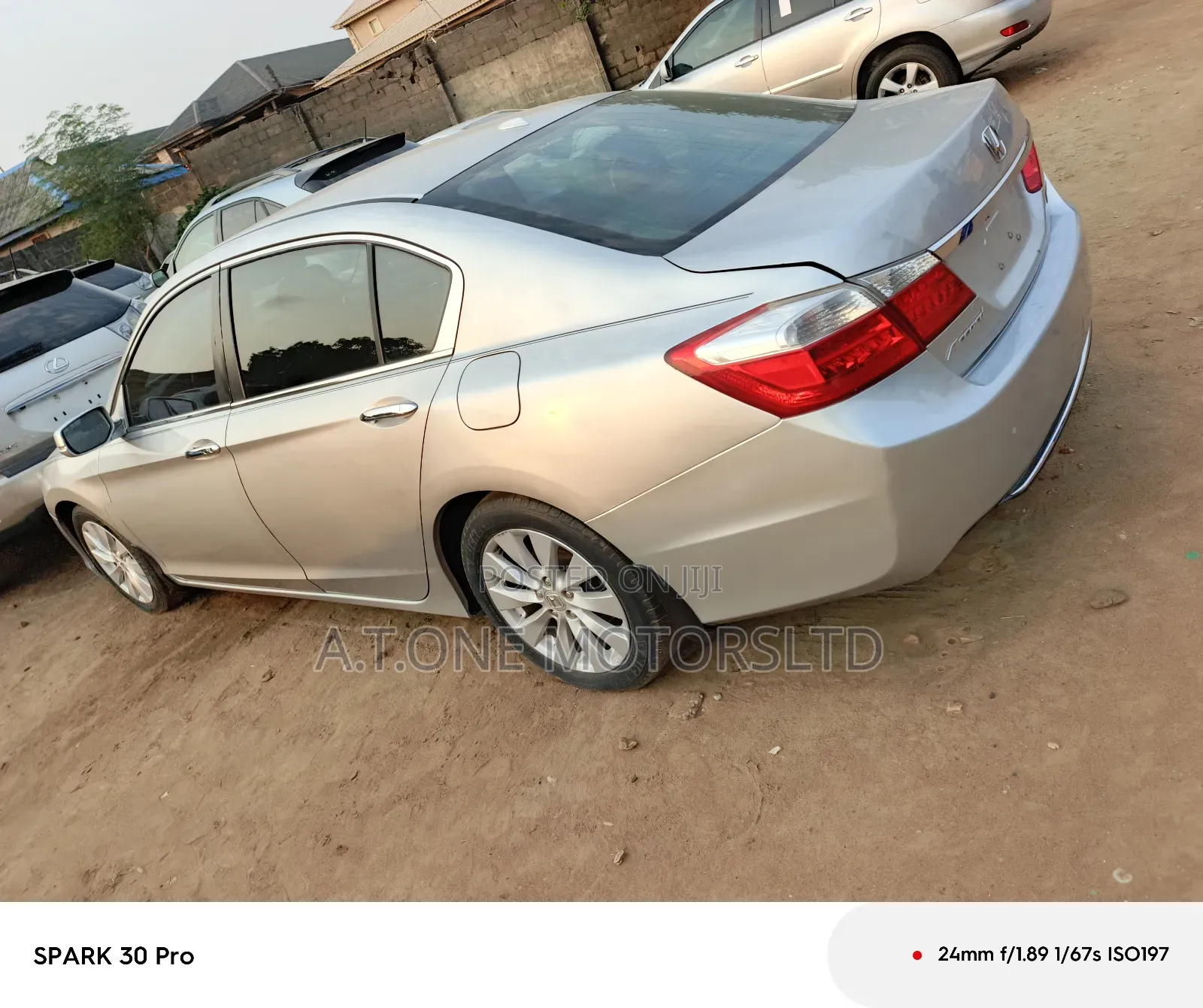Honda Accord EX 4dr Sedan FWD (2.4L 4cyl 2A) 2013 Silver