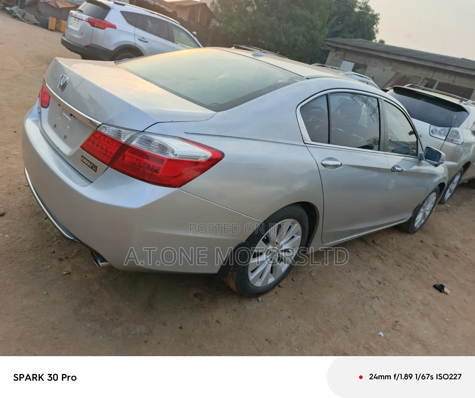 Honda Accord EX 4dr Sedan FWD (2.4L 4cyl 2A) 2013 Silver
