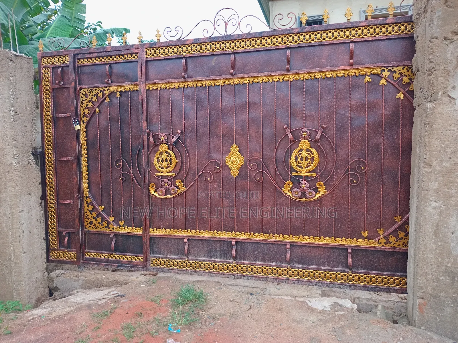 Roling Gate