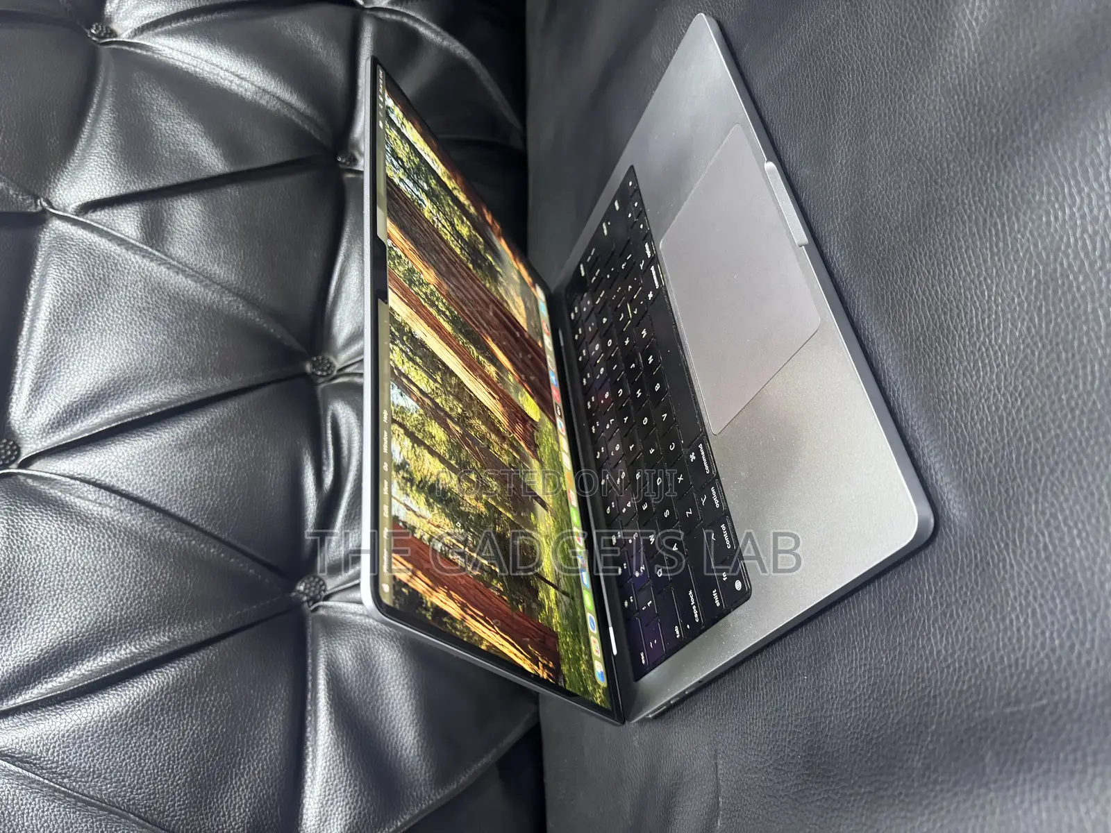 Laptop Apple MacBook Pro 2023 M2 Pro 14-Inch 16GB Apple M2 SSD 1T