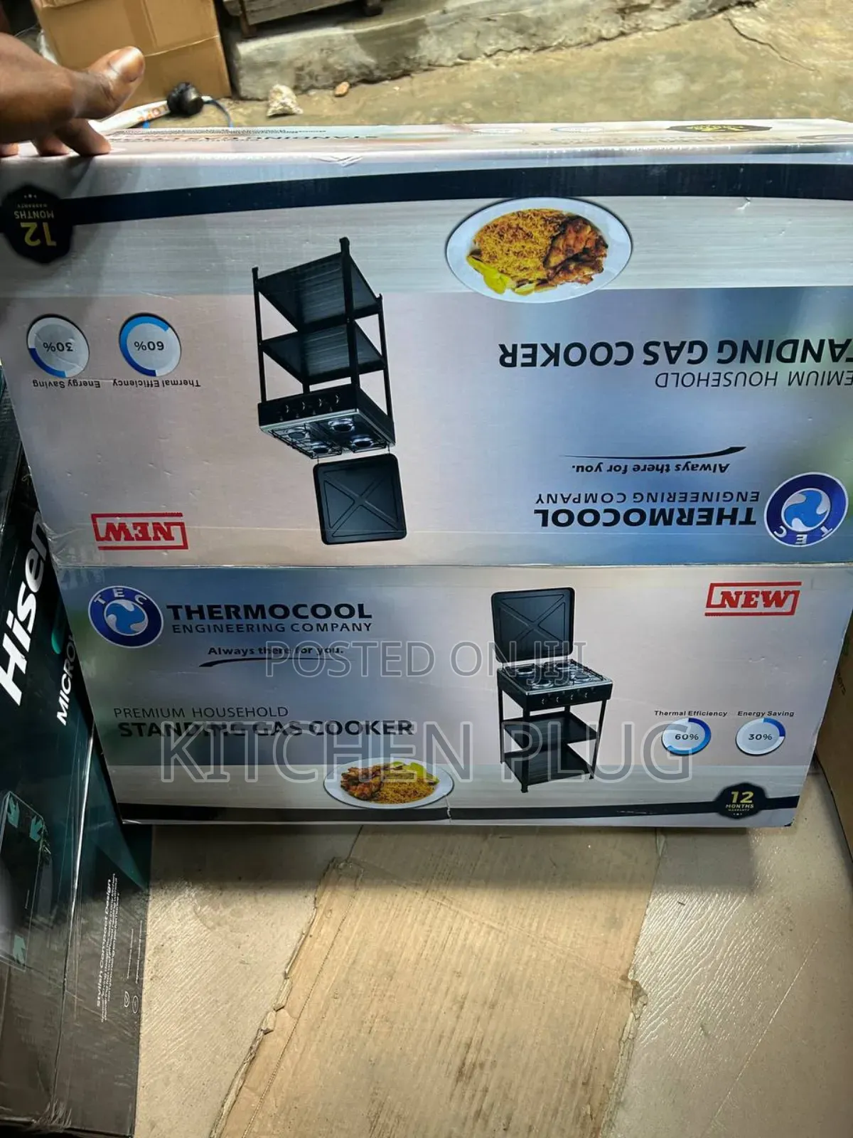 4-Burner Gas Cooker With a Stand That Includes Two Shelves.