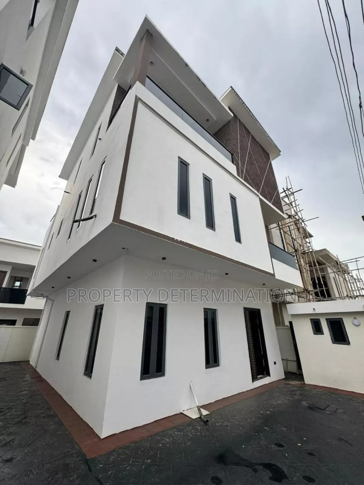 4bdrm Duplex in Magodo Gra for sale