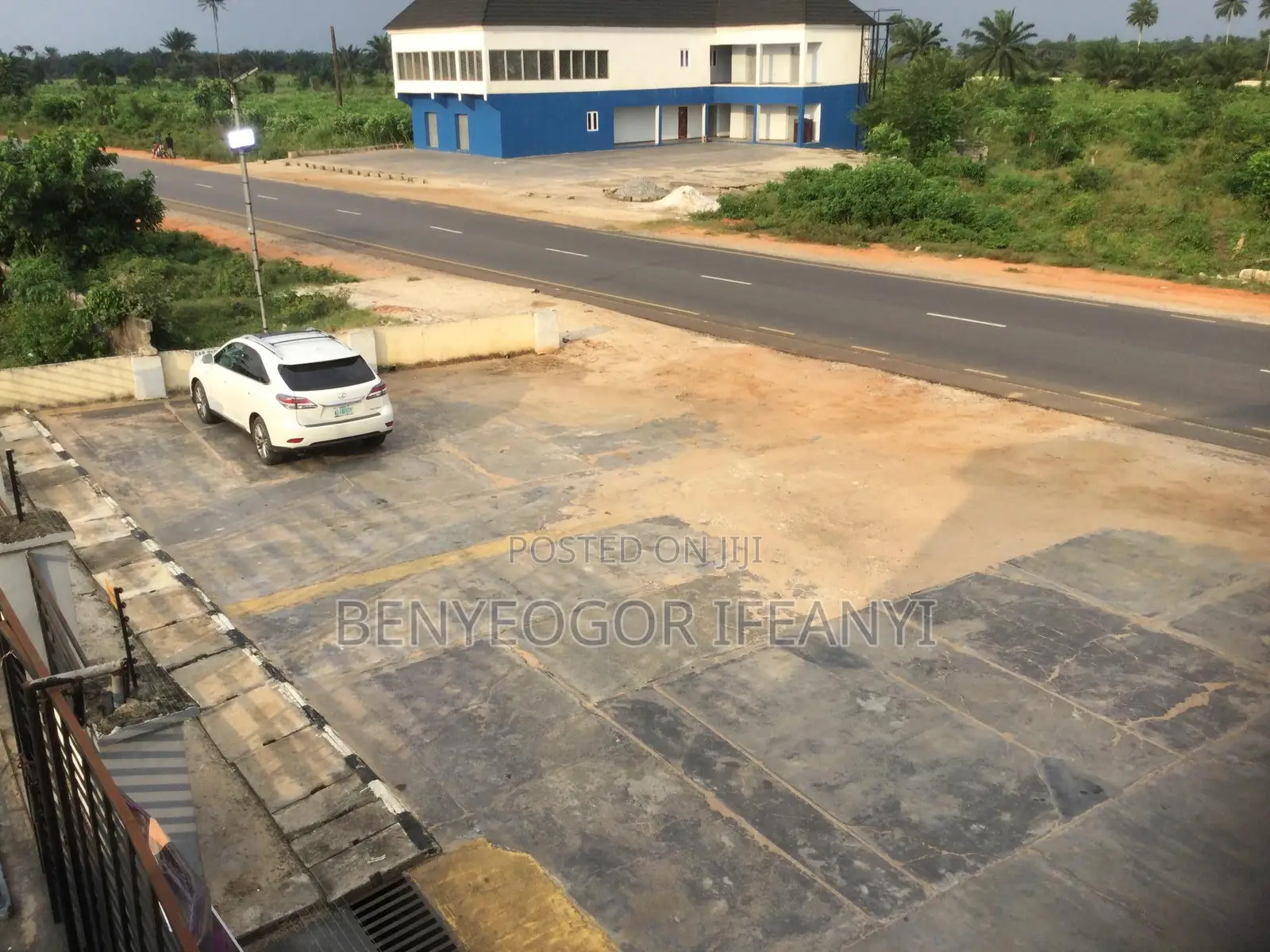 Abraka, Delta Velocity Leisure for Sale 200ft by 100ft ( Lease )