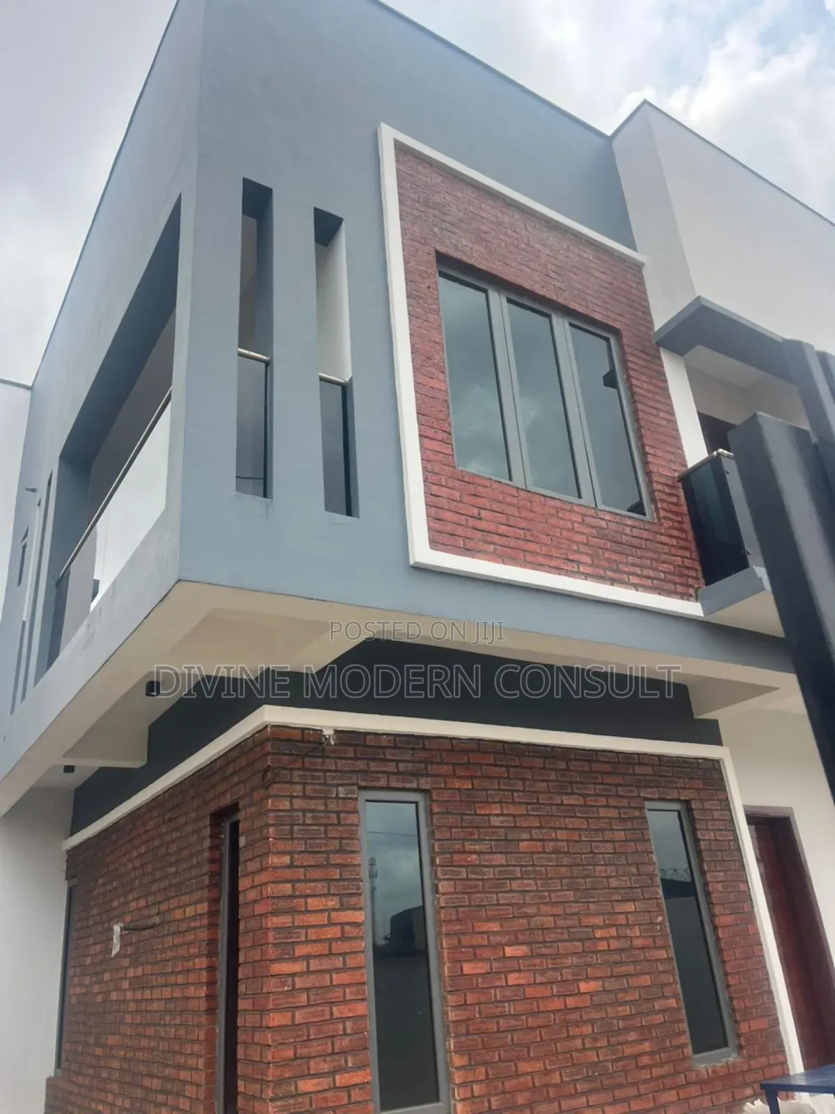 4bdrm Duplex in Alexandra Estate, Abule Egba for sale