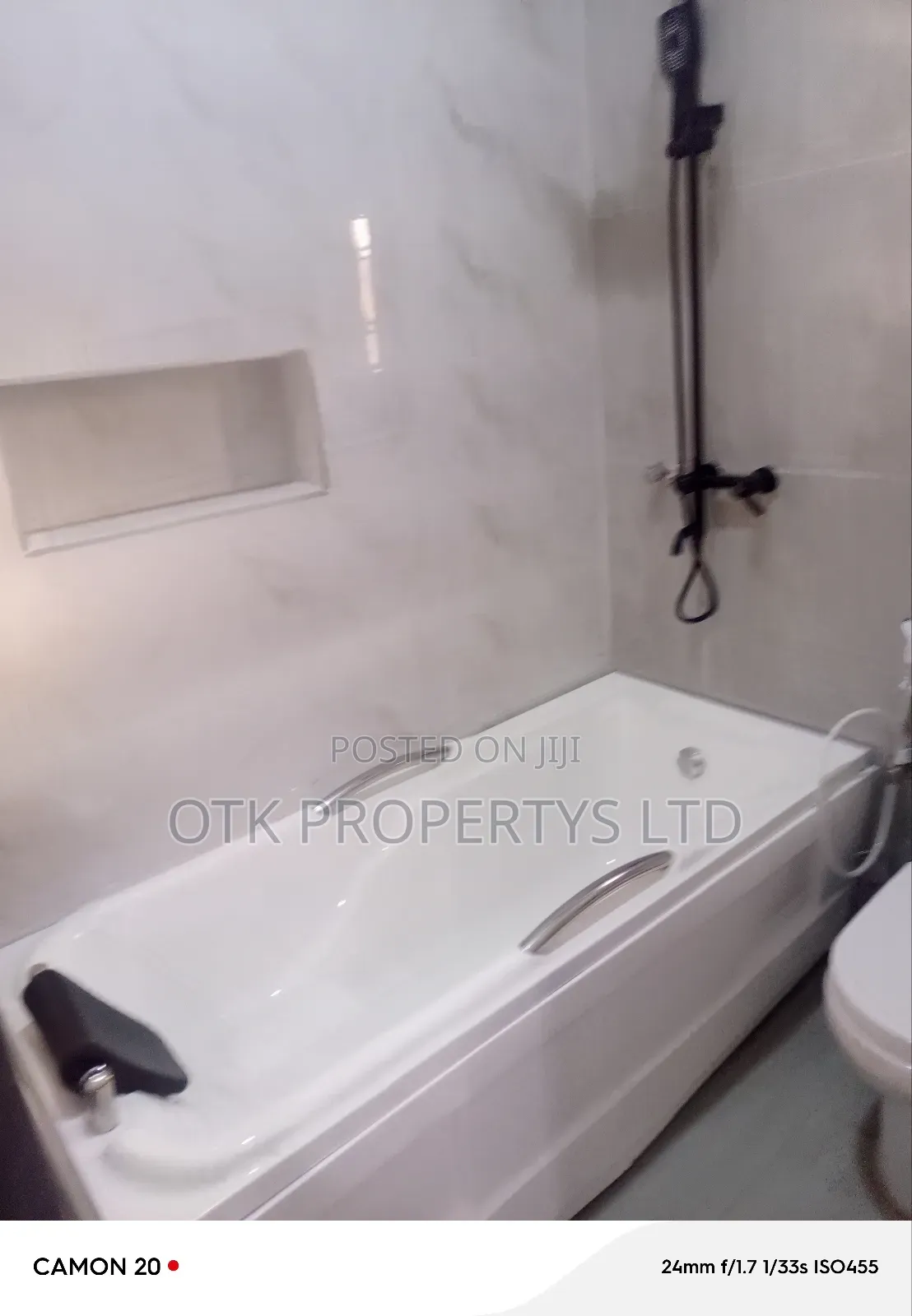 2bdrm Block of Flats in Fo1, Kubwa for rent