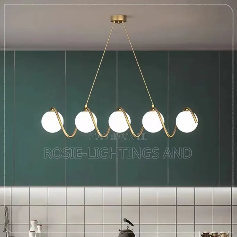 Nordic Modern Decorative Ceiling Light (Gold)